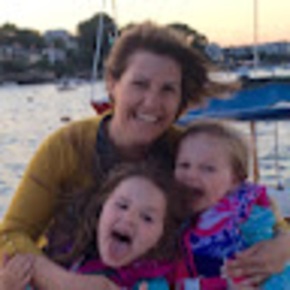 Meet your Posher, Liz - Picture 1 of 1